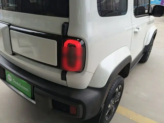 Baojun Yep — Фото автомобиля 7