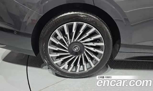 Hyundai Grandeur GN7 — Фото автомобиля 5