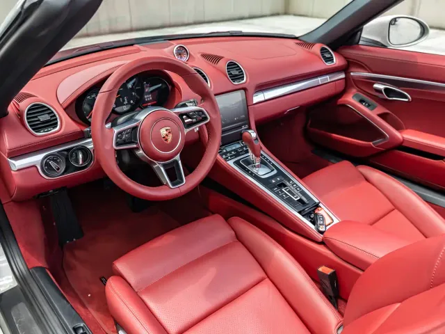 Porsche 718 — Фото автомобиля 13