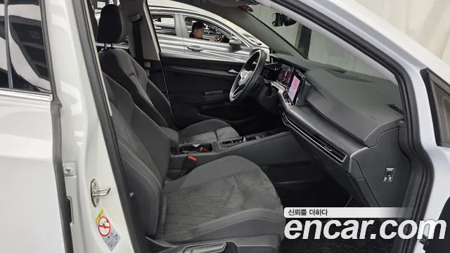 Volkswagen Golf Golf 8 поколение 2.0 TDI Prestige — Фото автомобиля 25