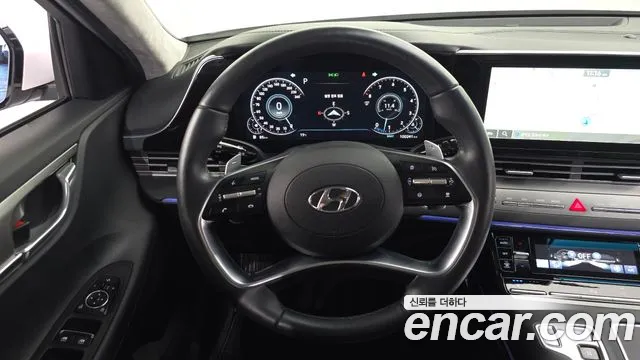 Hyundai Grandeur New — Фото автомобиля 19
