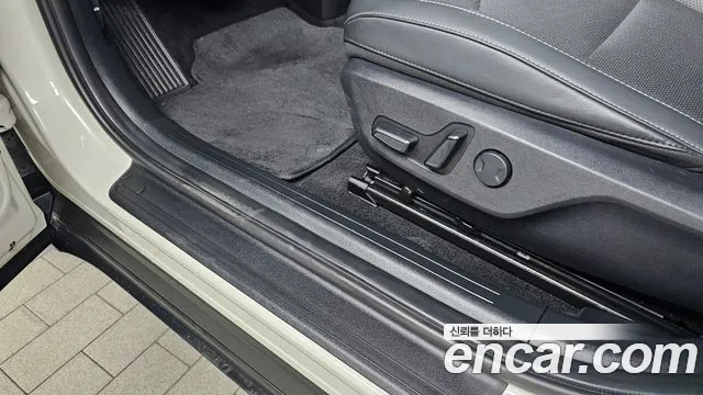 Kia EV6 — Фото автомобиля 27