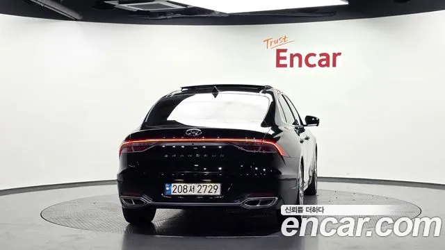 Hyundai Grandeur — Фото автомобиля 4