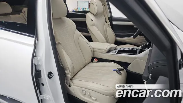Genesis GV80 — Фото автомобиля 18