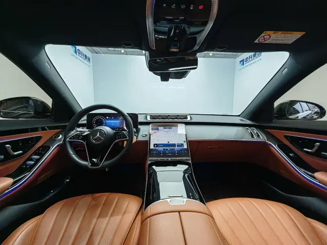 Mercedes-Benz S-Class — Фото автомобиля 10