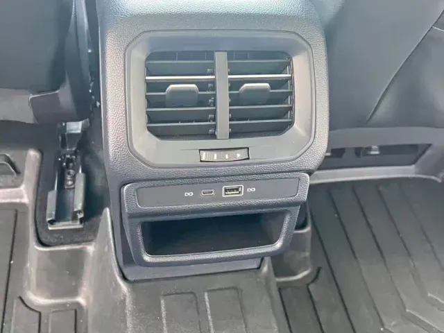 Volkswagen Tharu — Фото автомобиля 10