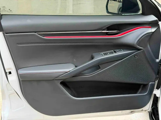 Ford EVOS — Фото автомобиля 7