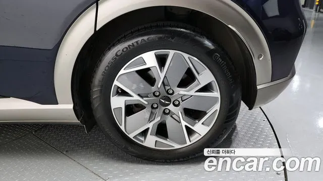 Genesis GV60 — Фото автомобиля 5
