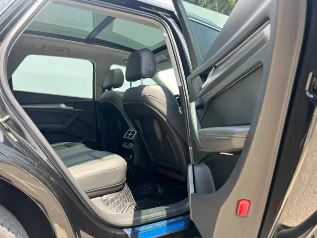 Audi Q5L — Фото автомобиля 9