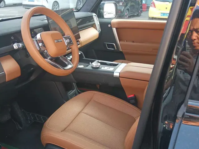 iCAR V27 — Фото автомобиля 3
