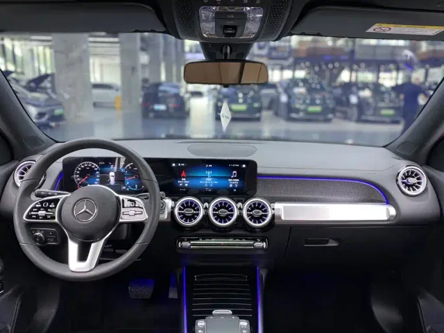 Mercedes-Benz GLB-Class — Фото автомобиля 16
