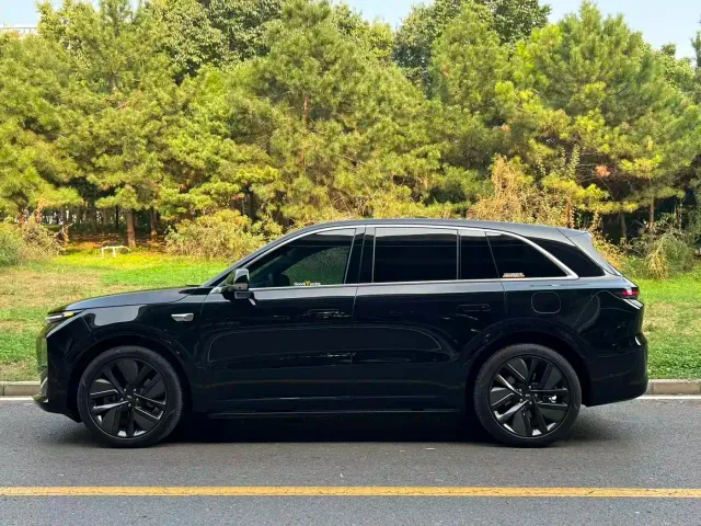 Li Auto Li Auto L6 2024 Pro — Фото автомобиля 2