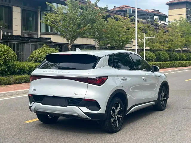 BYD Yuan PLUS — Фото автомобиля 9