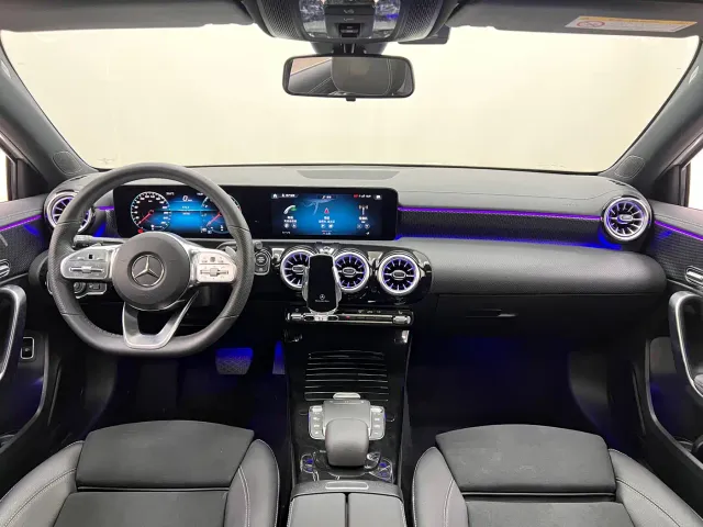 Mercedes-Benz A-Class — Фото автомобиля 13
