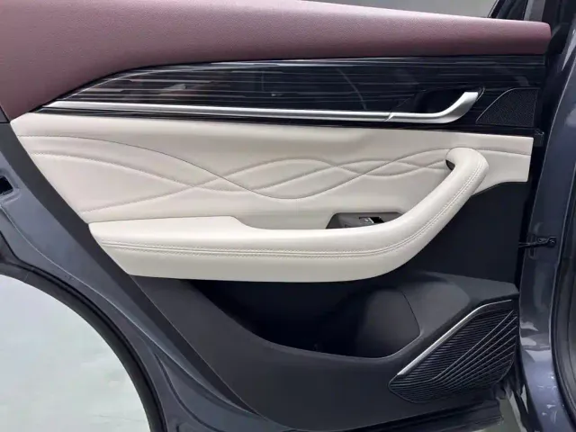 Geely Xingyue L — Фото автомобиля 14