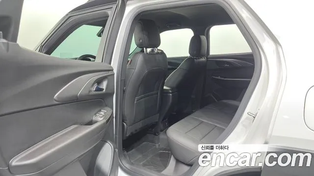ChevroletGMDaewoo Trailblazer Trailblazer 1.3 турбо 4WD — Фото автомобиля 17