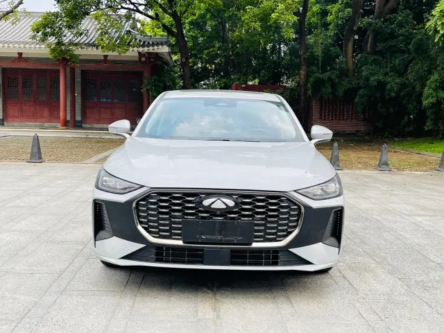 Chery Fulwin A8L — Фото автомобиля 2