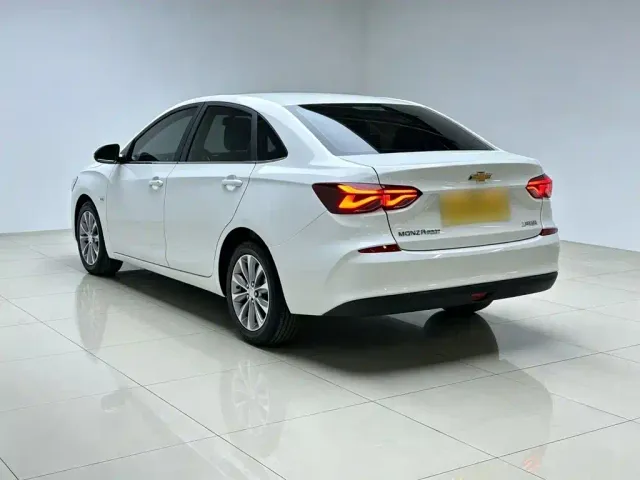 Chevrolet Monza 2022 320 Automatic Enjoyment Sunroof Edition — Фото автомобиля 4