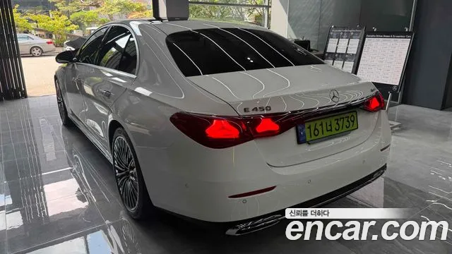 Mercedes-Benz E-Class W214 — Фото автомобиля 5