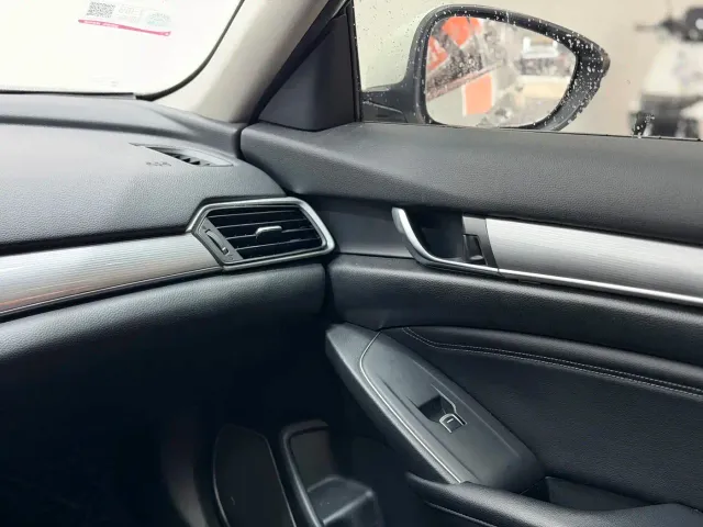 Honda Accord — Фото автомобиля 13