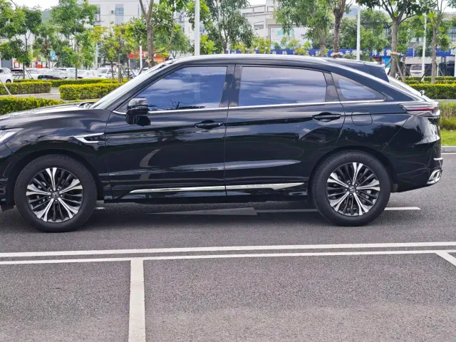 Honda UR-V — Фото автомобиля 12