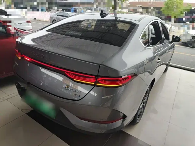 BYD Qin PLUS — Фото автомобиля 6
