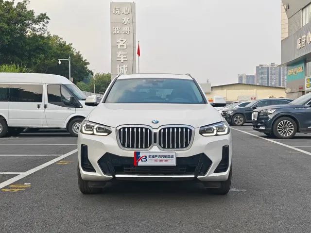 BMW X3 — Фото автомобиля 2