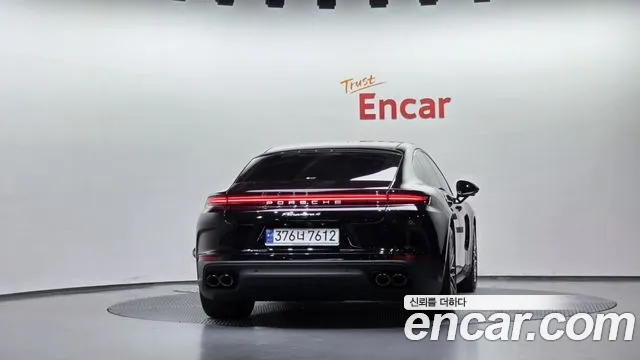 Porsche Panamera 976 — Фото автомобиля 4