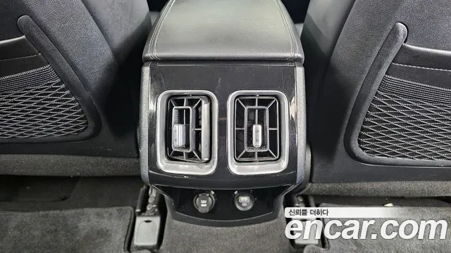 Kia Sorento Sorento 4-е поколение Дизель 2.2 2WD — Фото автомобиля 19