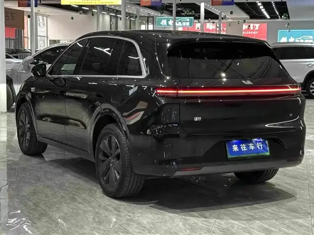 Li Auto L6 — Фото автомобиля 4