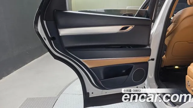 Genesis GV80 — Фото автомобиля 14