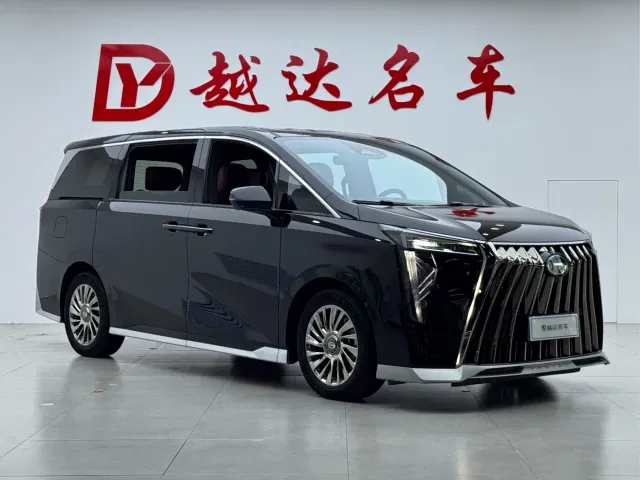 GAC Trumpchi M8 — Фото автомобиля 3