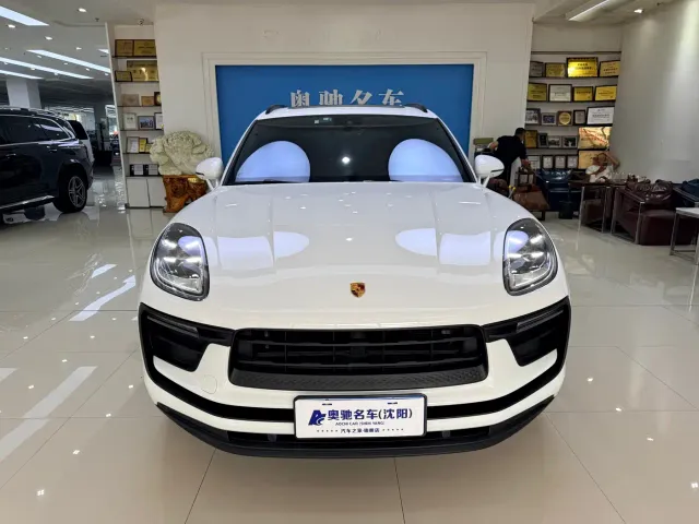 Porsche Macan — Фото автомобиля 2