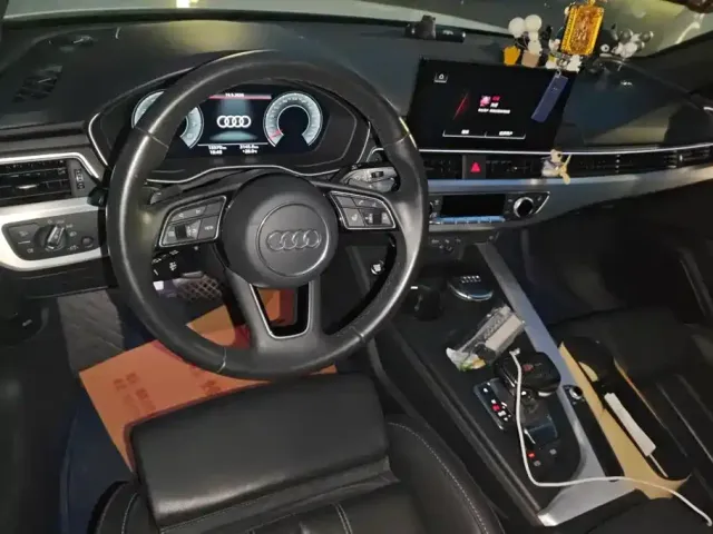 Audi A4L — Фото автомобиля 12