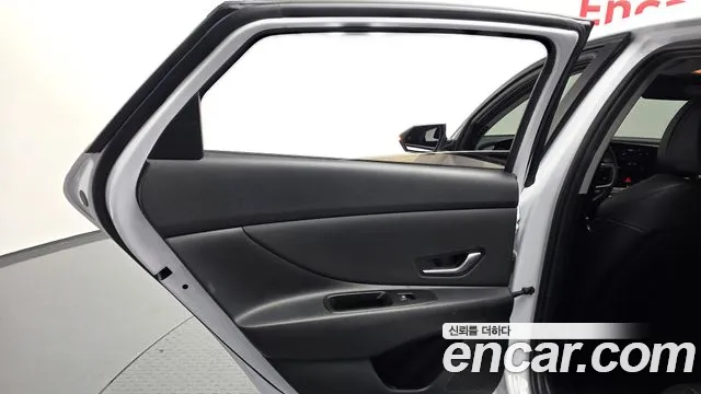 Hyundai AVANTE Новый Avante (CN7) — Фото автомобиля 21