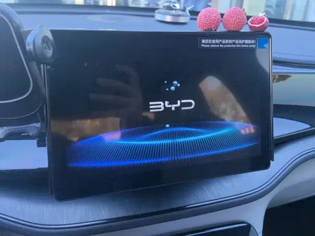 BYD Qin PLUS — Фото автомобиля 13