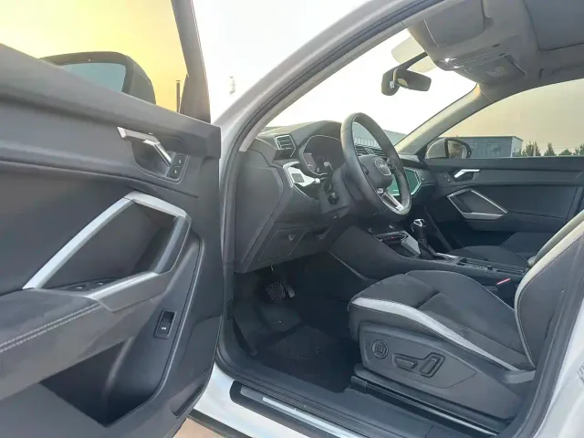 Audi Q3 — Фото автомобиля 9
