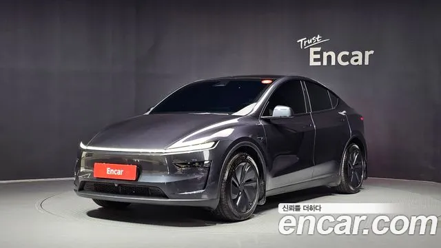 Фотография автомобиля — Tesla Model Y
