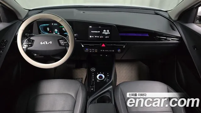 Kia Niro The All New — Фото автомобиля 10