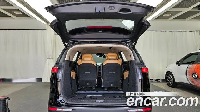 Kia Canival Carnival 4 поколение Бензин 7 мест Noblesse — Фото автомобиля 20