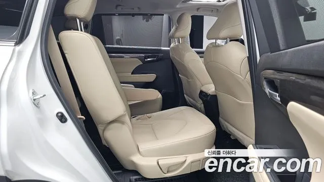 Toyota Highlander 4th Gen — Фото автомобиля 11