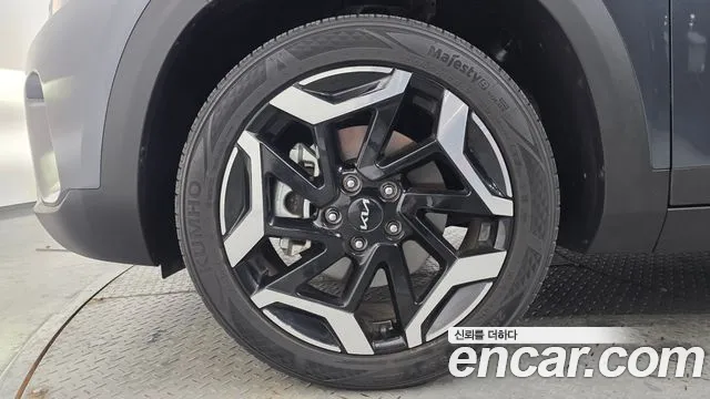 Kia Seltos Новый Seltos Бензин 1.6 турбо 2WD — Фото автомобиля 5