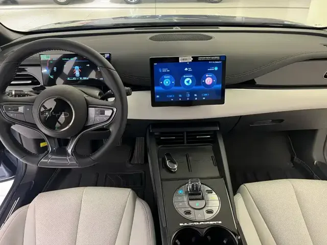 BYD Seal 06 — Фото автомобиля 6