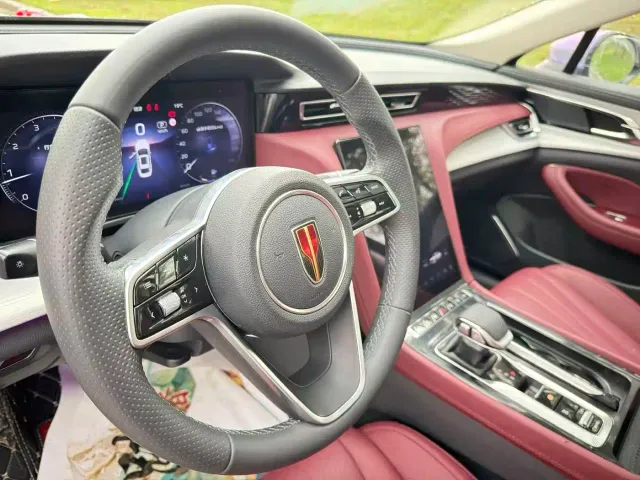 Hongqi H5 — Фото автомобиля 7