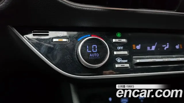 Hyundai Sonata — Фото автомобиля 30