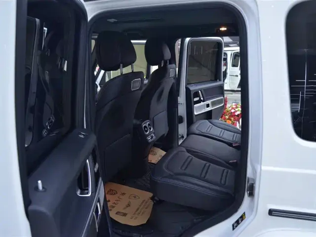 Mercedes-Benz G-Class — Фото автомобиля 5