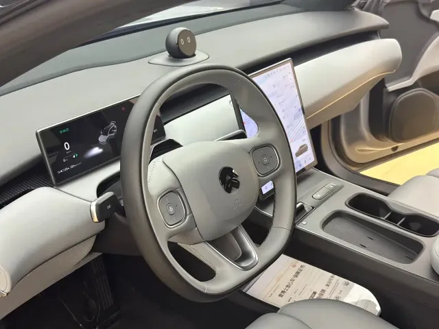 Nio ET5 Touring — Фото автомобиля 10