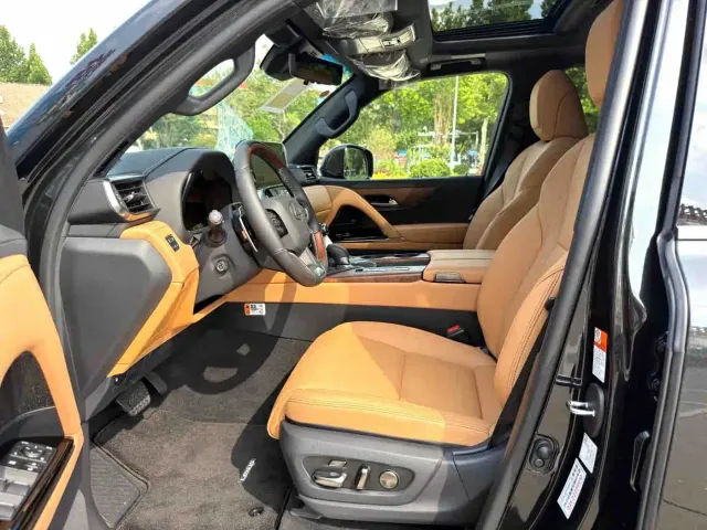 Lexus LX — Фото автомобиля 12