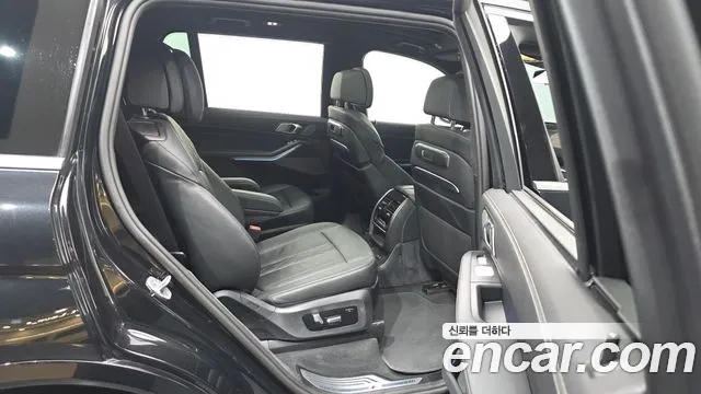 BMW X7 — Фото автомобиля 12