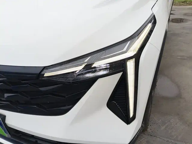Geely Boyue — Фото автомобиля 23